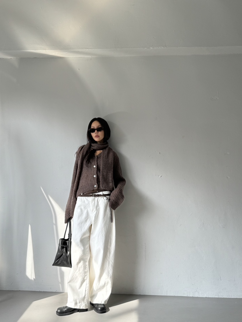 LIMLIMLIM東大門㊣實拍女士新款25秋冬套裝不含內搭含圍巾兩件套馬海毛LIM LIM LIM套裝