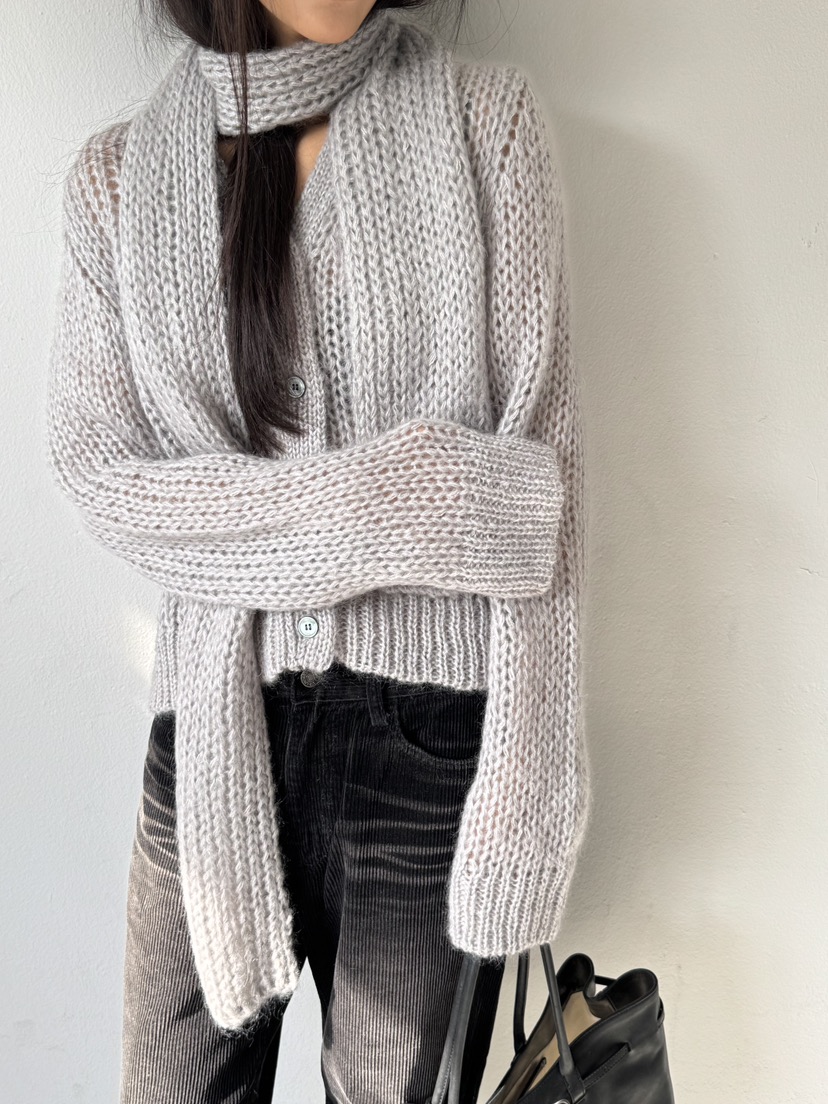 LIMLIMLIM東大門㊣實拍女士新款25秋冬套裝不含內搭含圍巾兩件套馬海毛LIM LIM LIM套裝