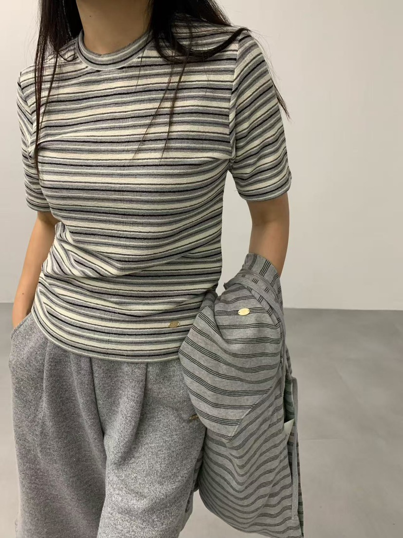 J CRANE-A韓國代購㊣女裝新品時尚推薦休閑人氣熱賣25秋冬T恤J CRANET恤