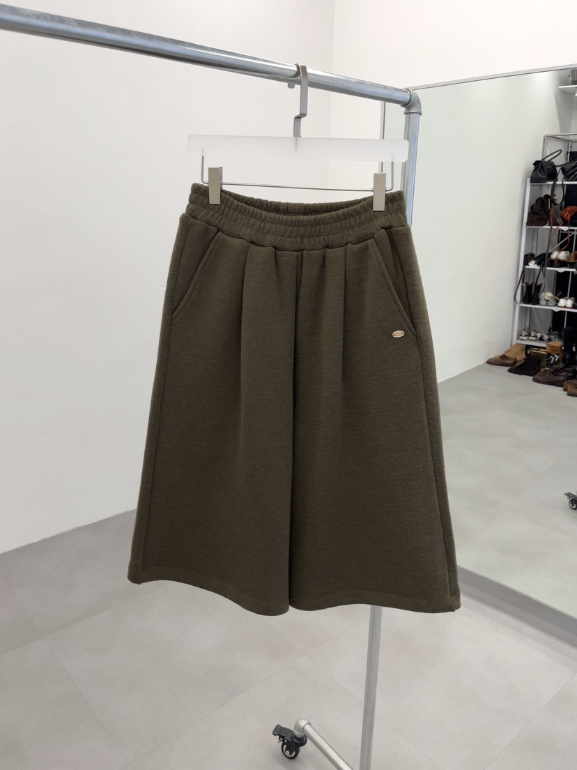 J CRANE-A東大門㊣代購女裝新款休閑職業人氣25秋冬推薦短褲J CRANE短褲圖色1