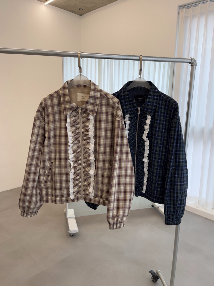 J CRANE-A東大門㊣實拍女裝新品人氣25秋冬夾克荷葉邊格紋J CRANE夾克