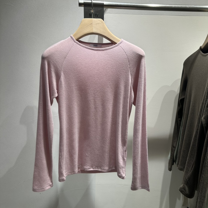 ROOM K-P東大門㊣實拍女士新款人氣職業25秋冬長袖T恤柔軟ROOM K長袖T恤圖色1