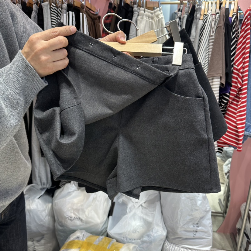 K STORY東大門㊣直郵女士新品休閑推薦時尚職業25秋冬裙褲紐扣K STORY裙褲