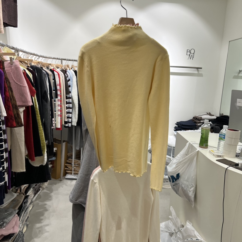 BY BOMI東大門㊣實拍女士新品推薦時尚熱賣人氣長袖T恤褶皺BY BOMI長袖T恤