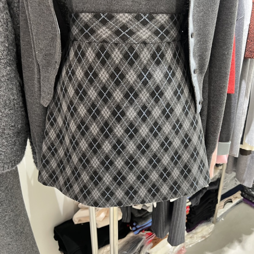 BY BOMI東大門㊣直郵女士新品25秋冬時尚休閑推薦人氣短裙BY BOMI短裙圖色1