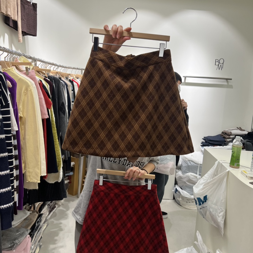 BY BOMI東大門㊣直郵女士新品25秋冬時尚休閑推薦人氣短裙BY BOMI短裙圖色2