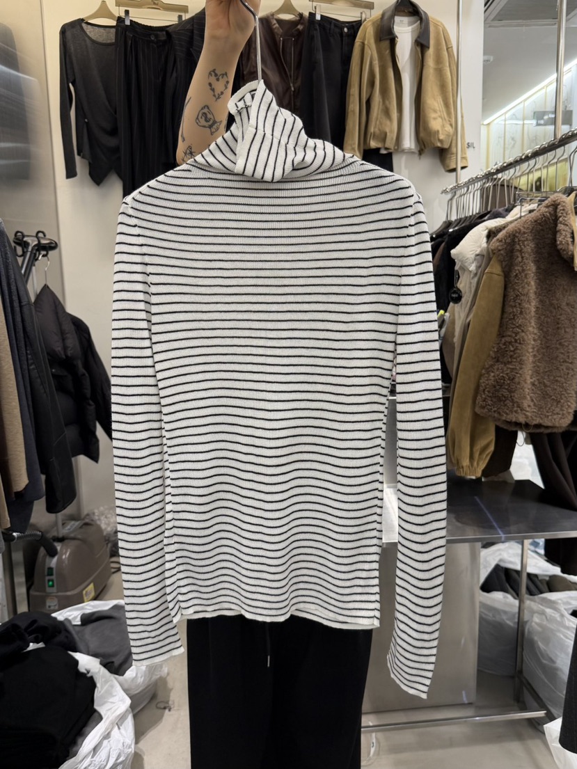 THE SIL韓國直郵㊣女士新品推薦熱賣休閑25秋冬職業長袖T恤THE SIL/1 2ILLY長袖T恤