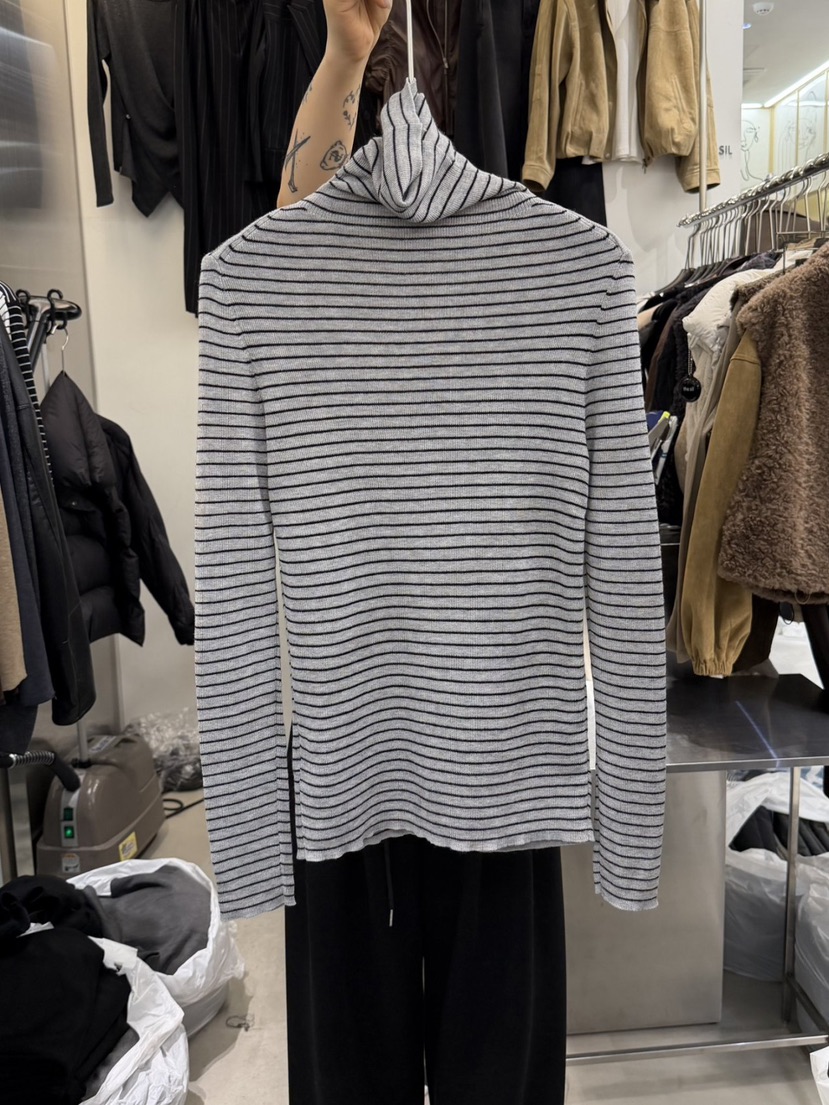 THE SIL韓國直郵㊣女士新品推薦熱賣休閑25秋冬職業長袖T恤THE SIL/1 2ILLY長袖T恤圖色1