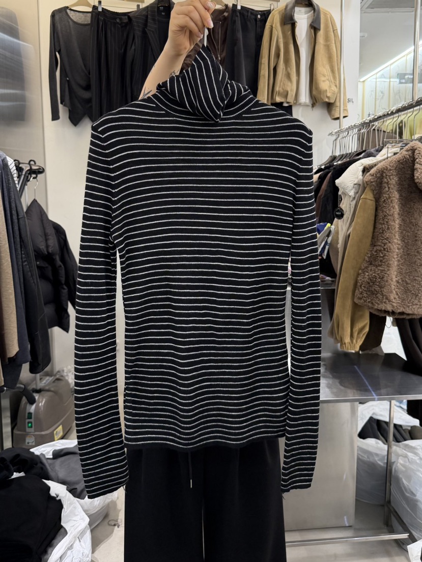 THE SIL韓國直郵㊣女士新品推薦熱賣休閑25秋冬職業長袖T恤THE SIL/1 2ILLY長袖T恤圖色2