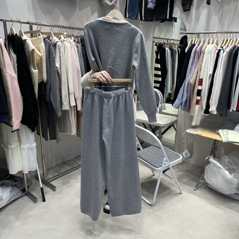 HOT PLACE東大門㊣直郵女士新款推薦人氣熱賣套裝套裝開衫HOT PLACE/DREAM GIRIS套裝