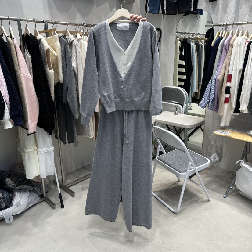 HOT PLACE東大門㊣直郵女士新款推薦人氣熱賣套裝套裝開衫HOT PLACE/DREAM GIRIS套裝圖色3