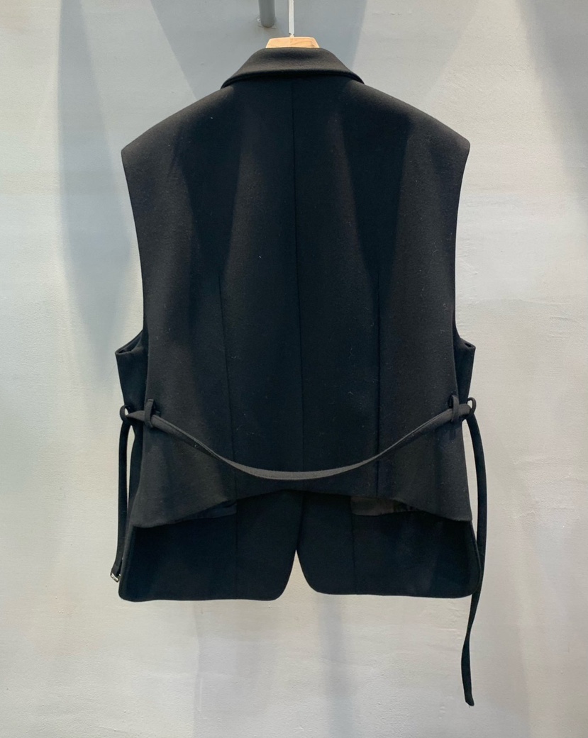 THE SIL東大門㊣實拍女裝新品人氣職業休閑時尚馬甲含腰繩THE SIL/1 2ILLY馬甲