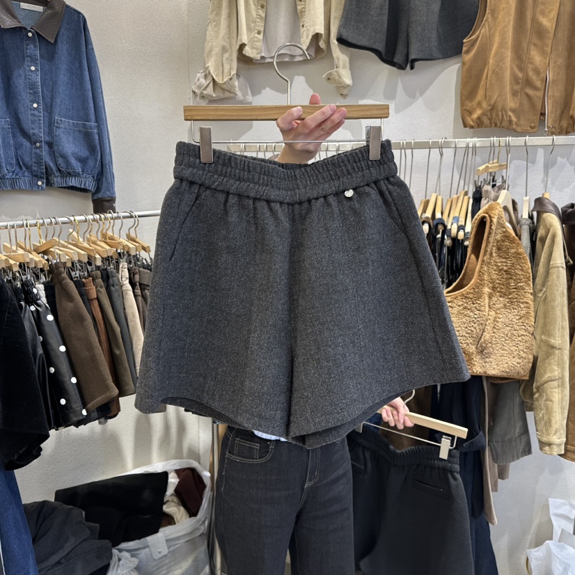 HIPTIQUE東大門㊣代購女裝新款時尚熱賣休閑人氣職業25秋冬短褲HIPTIQUE短褲圖色1