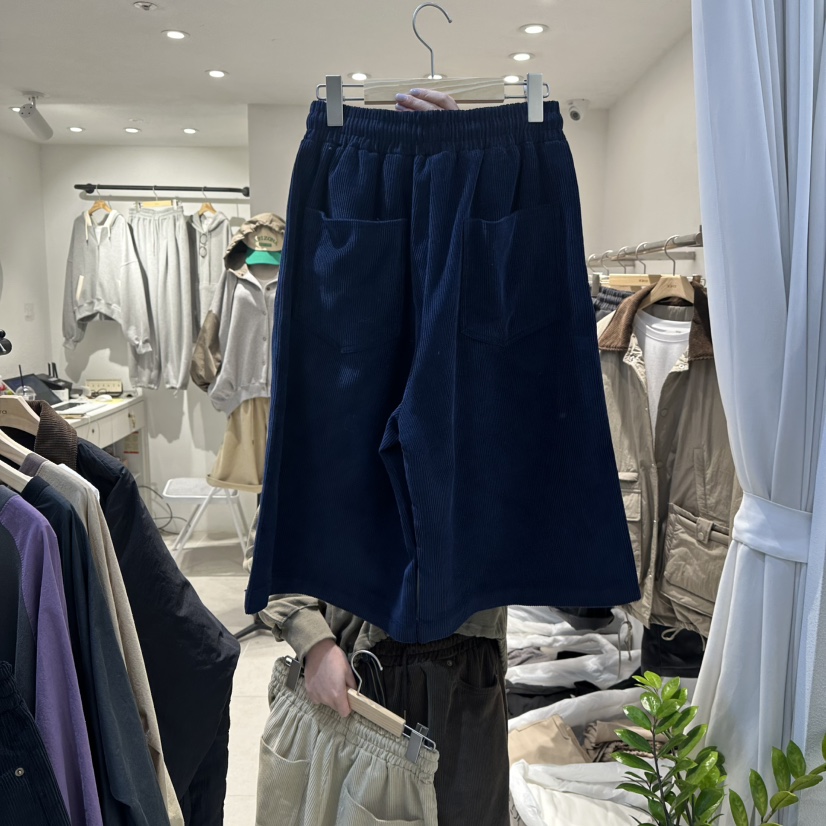 IN KIRA韓國直郵㊣女裝新款熱賣休閑人氣職業時尚推薦短褲IN KIRA短褲