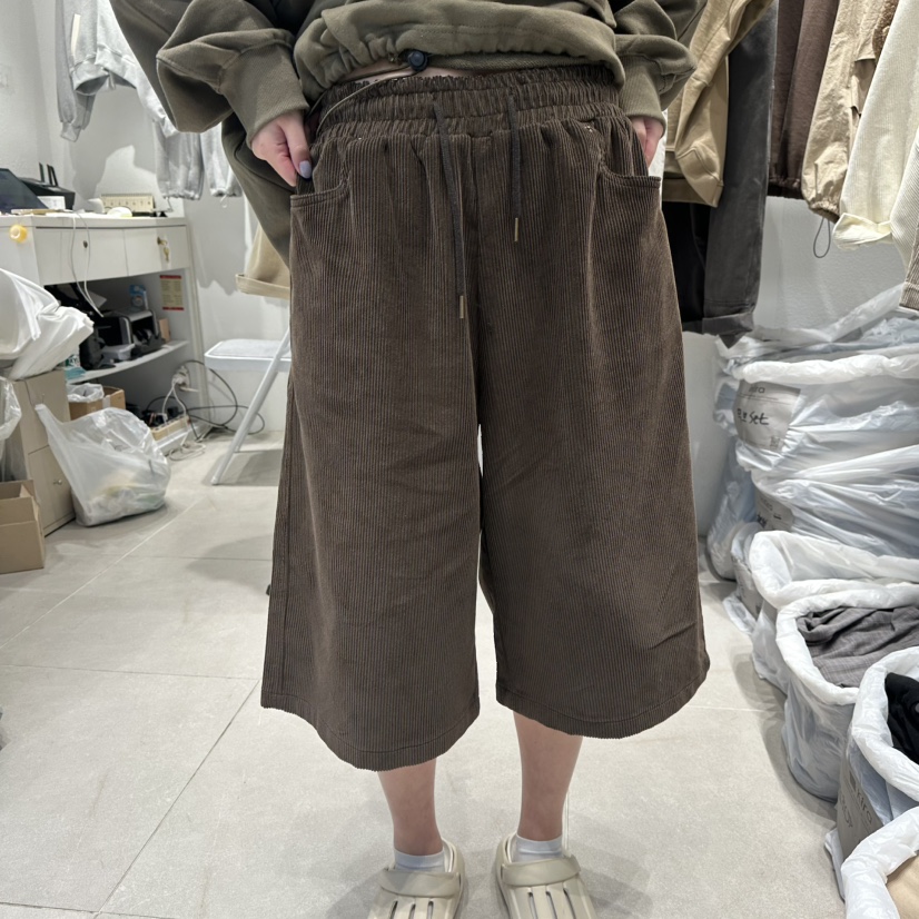 IN KIRA韓國直郵㊣女裝新款熱賣休閑人氣職業時尚推薦短褲IN KIRA短褲圖色3