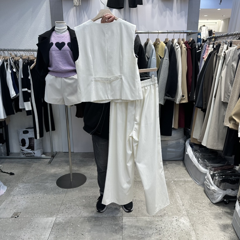 BLOOM韓國代購㊣女裝新品時尚推薦25秋冬人氣職業熱賣套裝套裝BLOOM-Q套裝