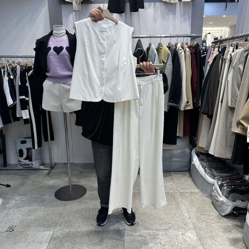 BLOOM韓國代購㊣女裝新品時尚推薦25秋冬人氣職業熱賣套裝套裝BLOOM-Q套裝圖色1