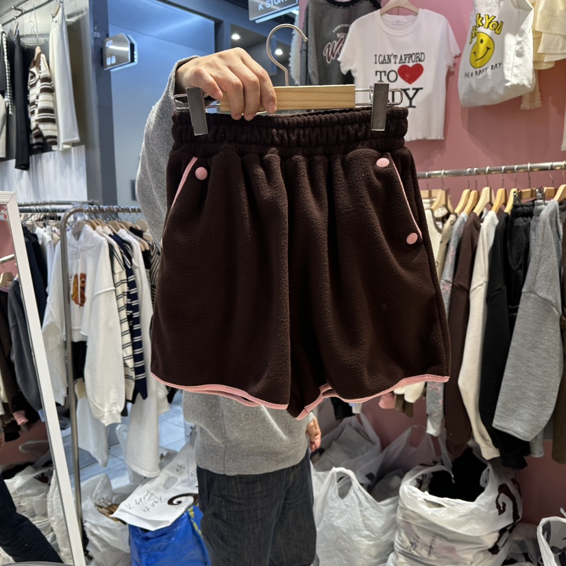 K STORY東大門㊣實拍女士新品推薦人氣25秋冬時尚短褲紐扣K STORY短褲圖色3