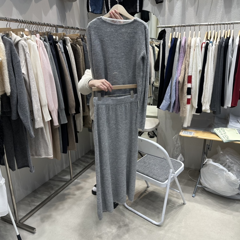 HOT PLACE東大門㊣直郵女士新款時尚熱賣套裝兩件套套裝蕾絲HOT PLACE/DREAM GIRIS套裝