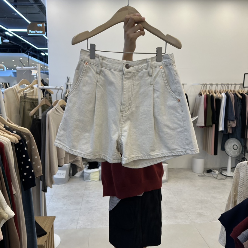 FUNNY POWDER東大門㊣直郵女裝新款25秋冬職業熱賣休閑短褲THE FUNNY短褲圖色1