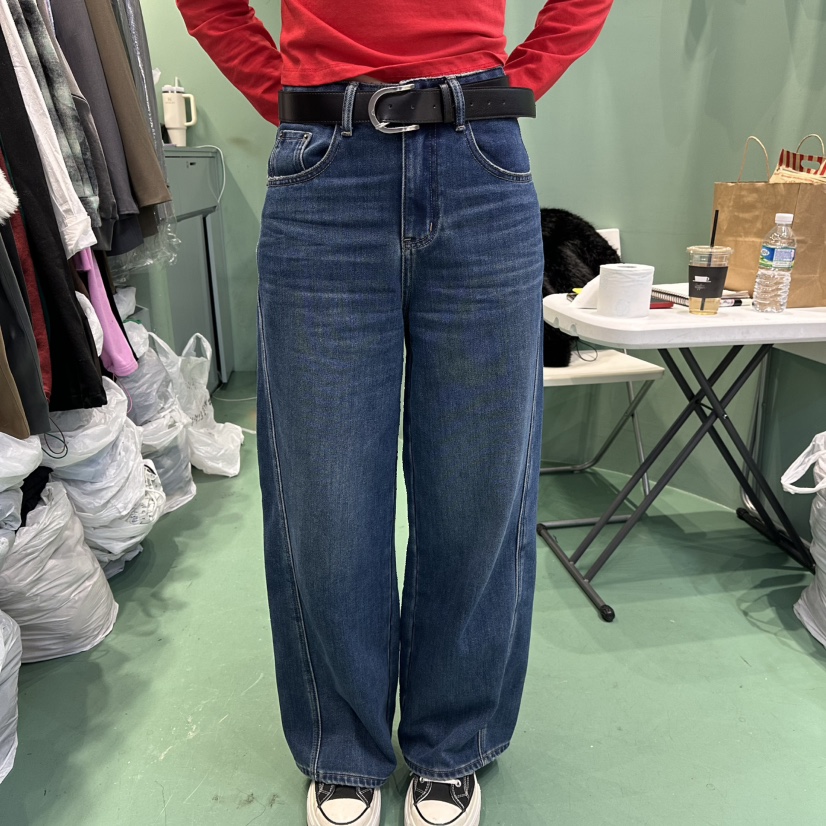 ROMANTIC NEWYORK東大門㊣直郵女裝新品人氣牛仔褲不含腰帶ROMANTIC NEWYORK牛仔褲圖色1