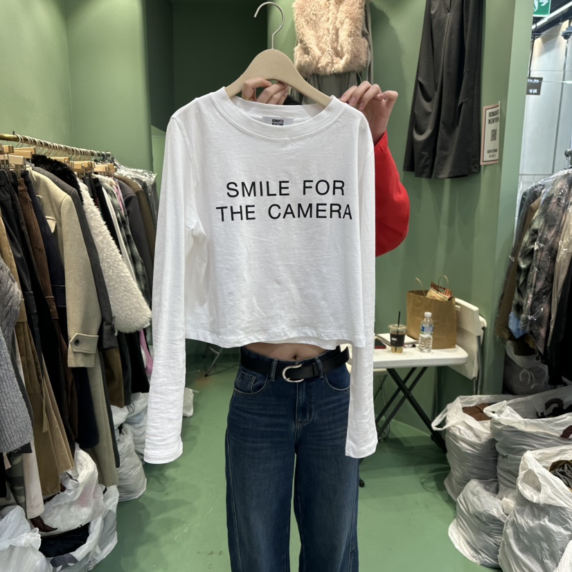 ROMANTIC NEWYORK東大門㊣代購女裝新品休閑熱賣推薦長袖T恤ROMANTIC NEWYORK長袖T恤圖色1