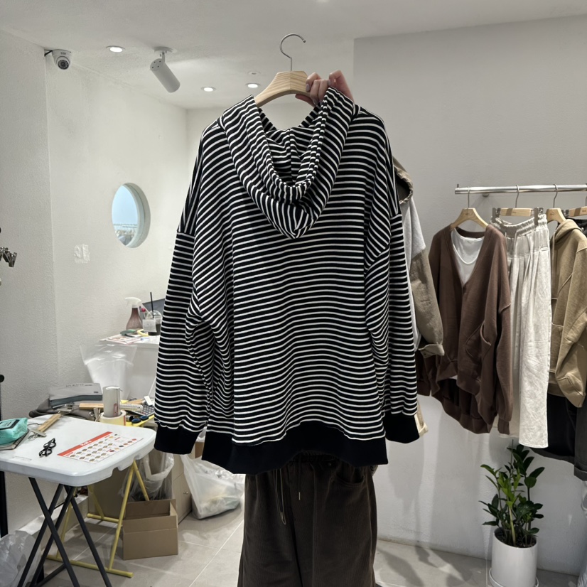 IN KIRA東大門㊣直郵女裝新品休閑職業時尚推薦衛衣連帽衫IN KIRA衛衣