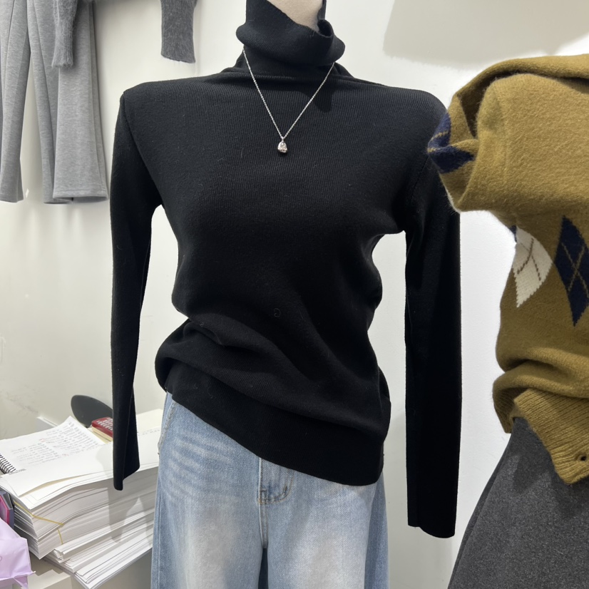 BY BOMI東大門㊣直郵女裝新款25秋冬時尚職業長袖T恤不含項鏈BY BOMI長袖T恤圖色1