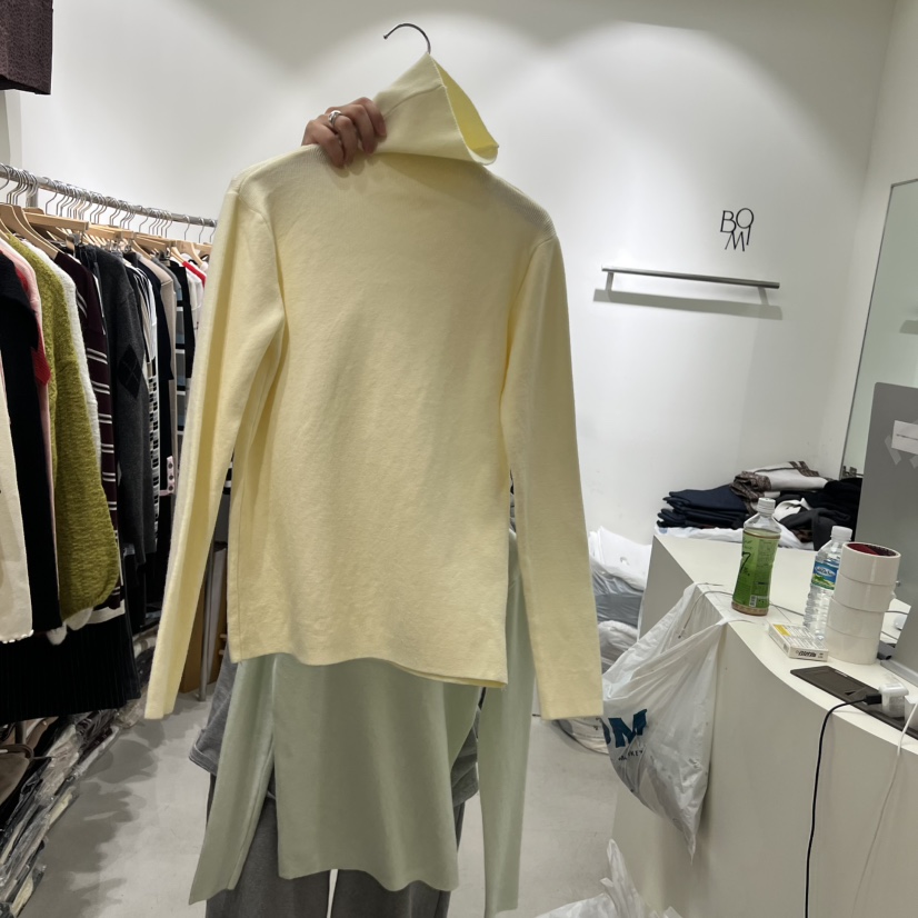 BY BOMI東大門㊣直郵女裝新款25秋冬時尚職業長袖T恤不含項鏈BY BOMI長袖T恤圖色4