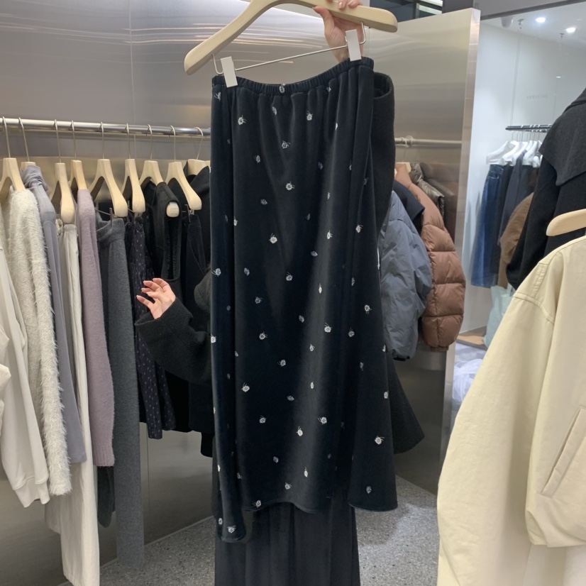 VELVET UNDERGROUND韓國代購㊣女裝新品推薦半身裙中短裙天鵝絨VELVET UNDERGROUND半身裙/中短裙圖色2