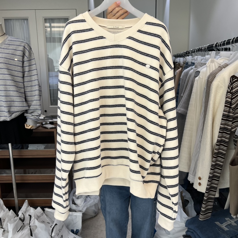 LE AHICON韓國代購㊣女士新品時尚推薦熱賣人氣職業衛衣加絨Le Ahicon衛衣圖色1