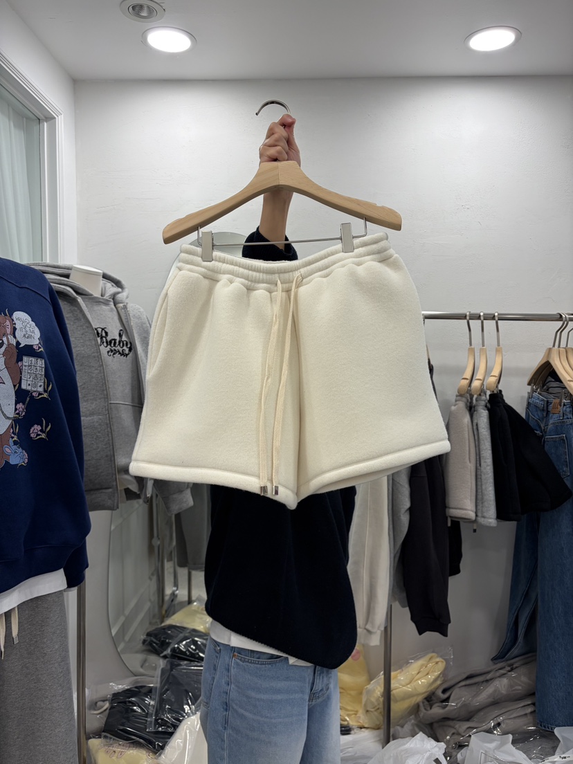 DELICATE東大門㊣直郵女裝新款25秋冬職業時尚推薦人氣短褲DELICATE短褲圖色1