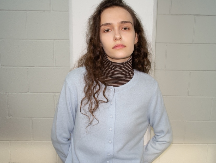 CCW東大門㊣實拍女裝新款熱賣人氣25秋冬時尚推薦針織衫柔軟CCW--NYUNYU針織衫