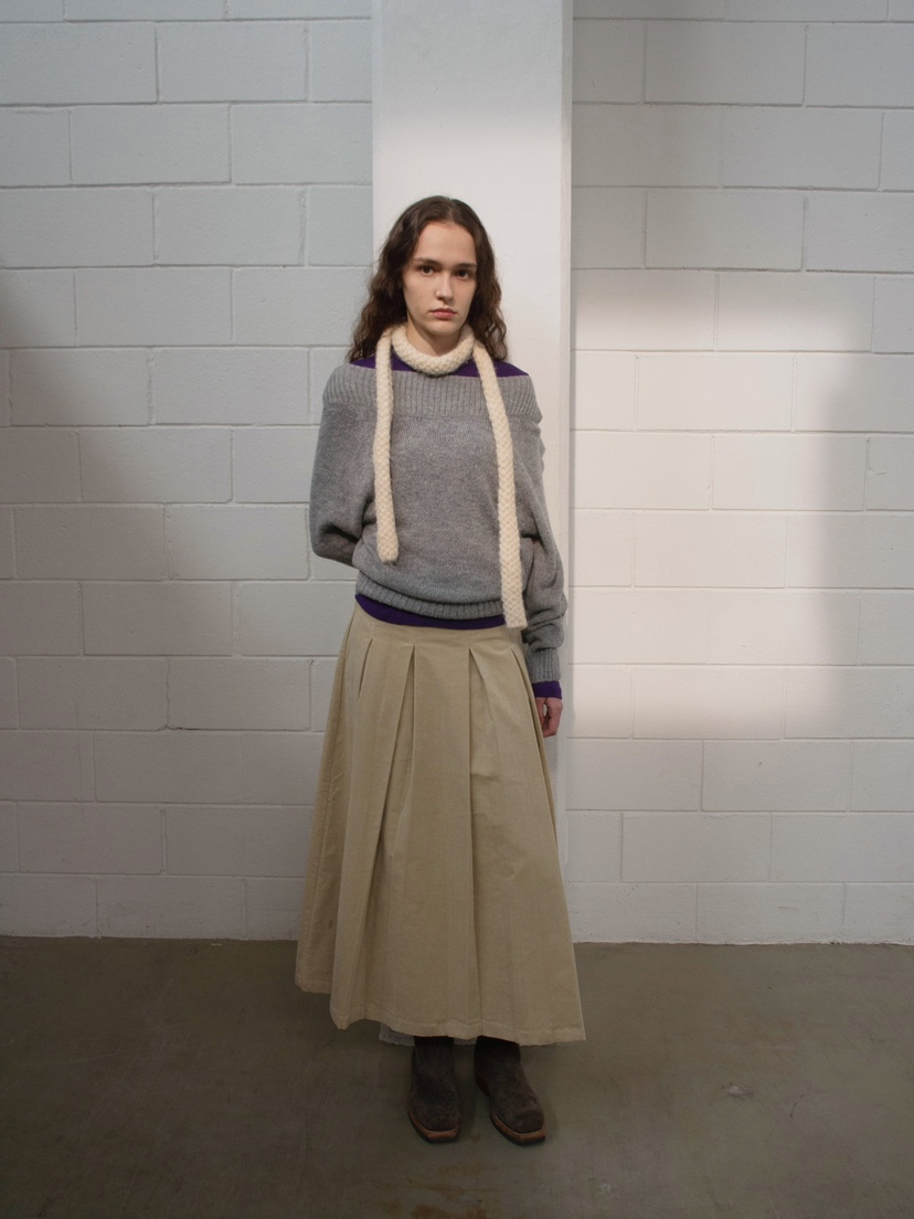 CCW韓國直郵㊣女裝新款人氣熱賣25秋冬時尚職業推薦休閑長裙CCW--NYUNYU長裙