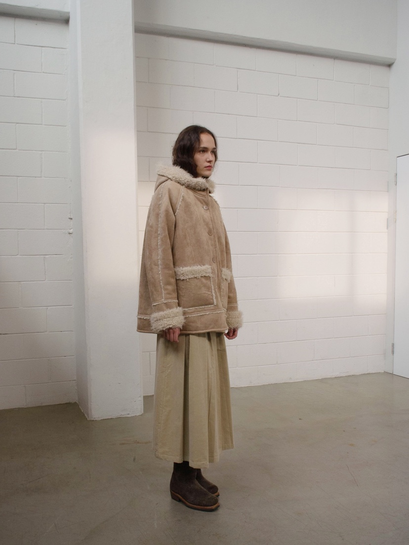 CCW韓國直郵㊣女裝新款人氣熱賣25秋冬時尚職業推薦休閑長裙CCW--NYUNYU長裙