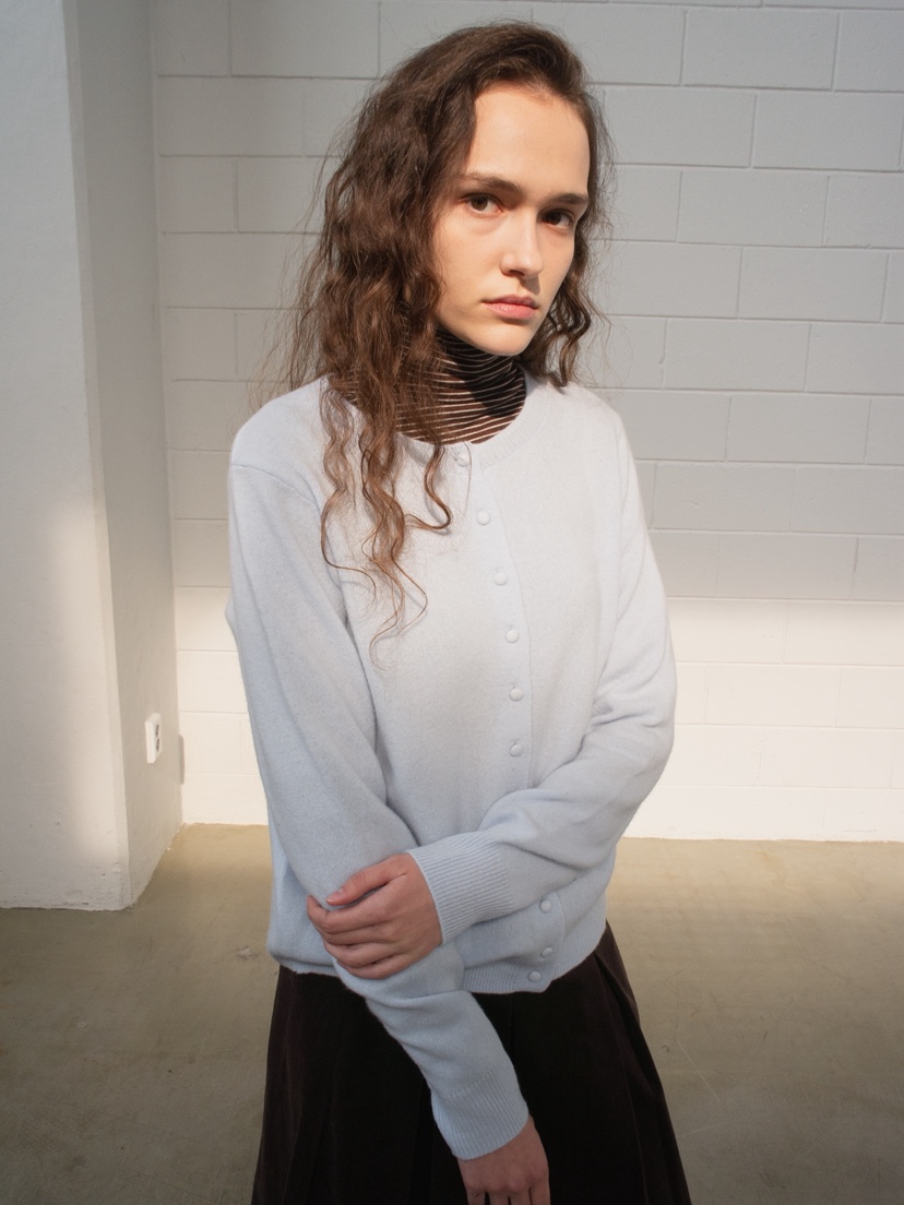 CCW東大門㊣直郵女士新款推薦時尚人氣職業休閑25秋冬長袖T恤CCW--NYUNYU長袖T恤