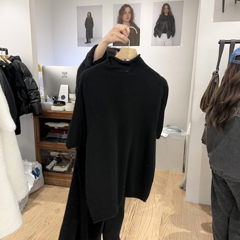 OURIN東大門㊣直郵女士新款人氣休閑熱賣職業時尚推薦25秋冬T恤OURINT恤圖色3