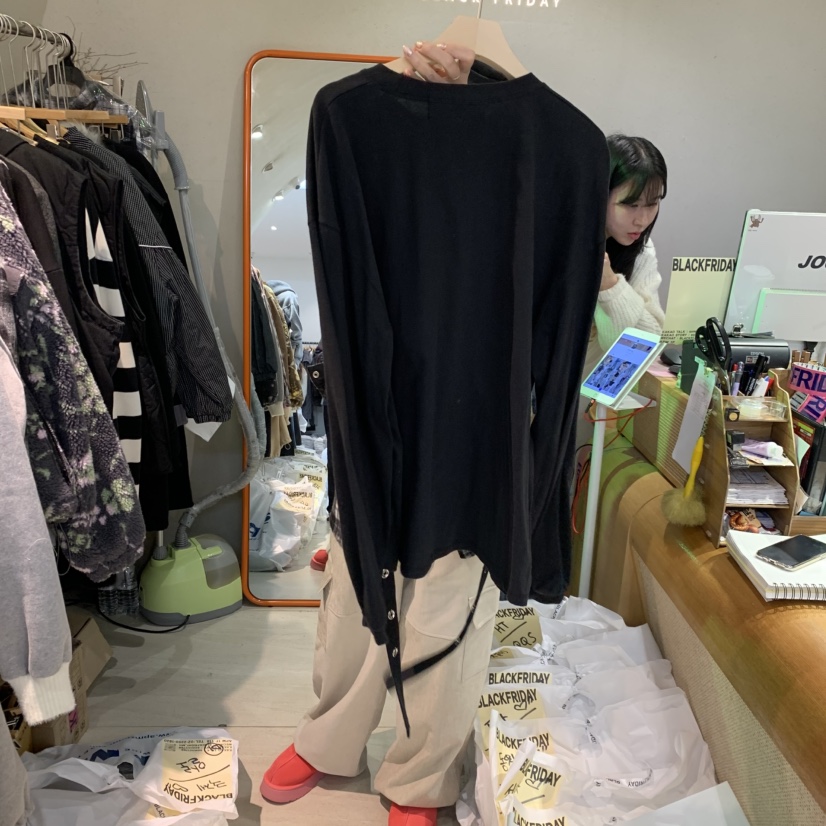 BLACKFRIDAY韓國直郵㊣女裝新款人氣時尚25秋冬推薦長袖T恤BLACK FRIDAY長袖T恤