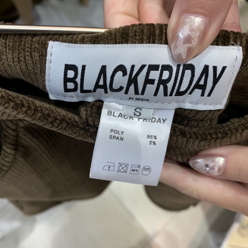 BLACKFRIDAY東大門㊣實拍女裝新品熱賣職業推薦時尚人氣短裙BLACK FRIDAY短裙