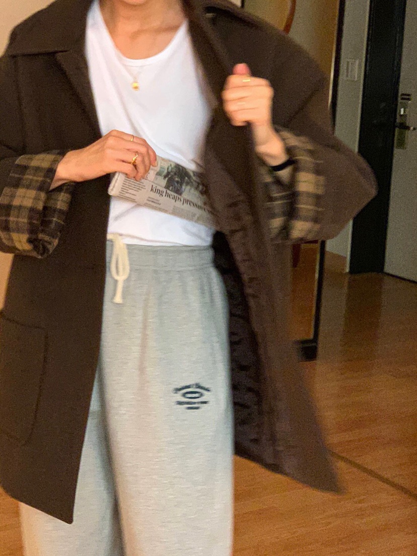 WOOD東大門㊣直郵女裝新款人氣熱賣職業時尚推薦25秋冬短款大衣WOOD短款大衣