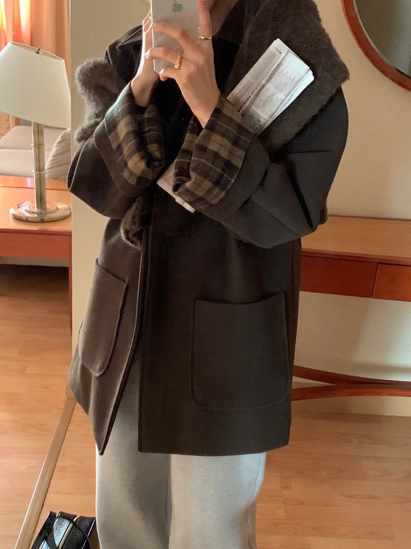 WOOD東大門㊣直郵女裝新款人氣熱賣職業時尚推薦25秋冬短款大衣WOOD短款大衣