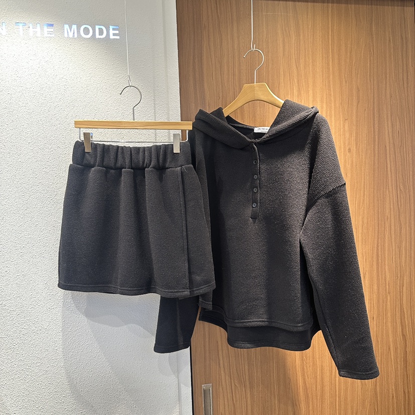 ON THE MODE韓國直郵㊣女裝新款人氣職業休閑時尚25秋冬套裝ON THE MODE套裝圖色3