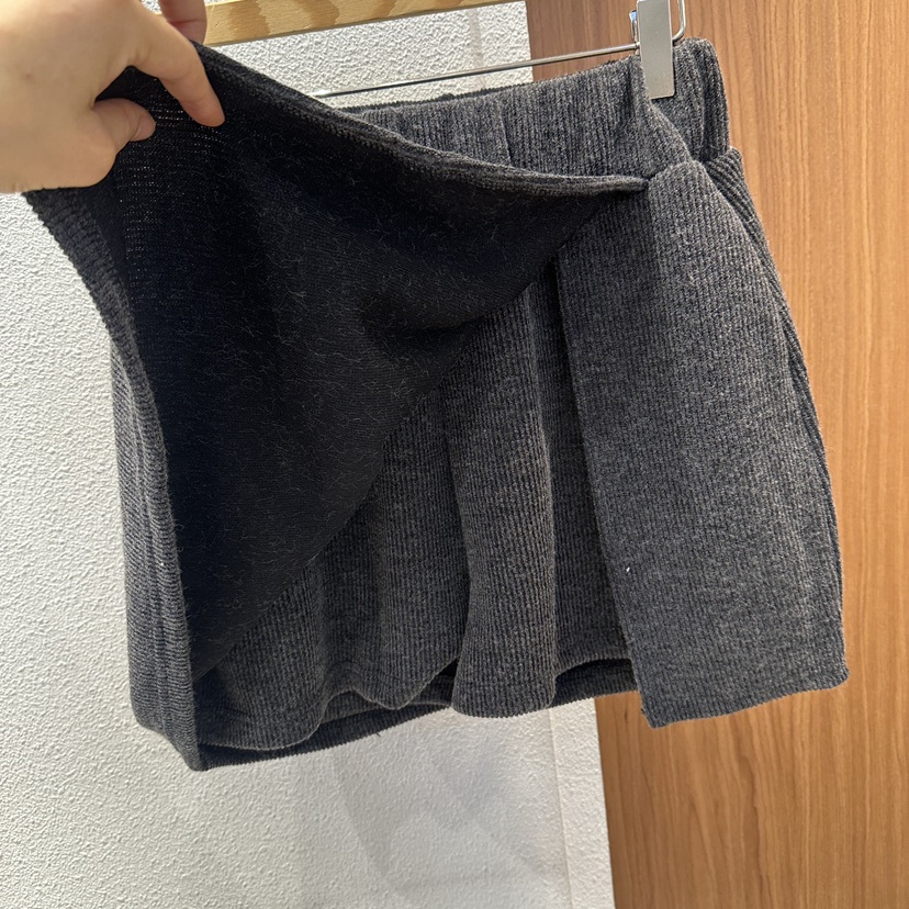 ON THE MODE韓國直郵㊣女裝新品時尚推薦熱賣職業人氣裙褲ON THE MODE裙褲