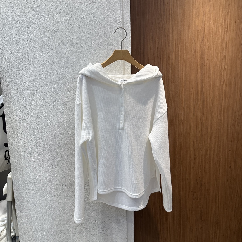 ON THE MODE東大門㊣代購女士新款職業休閑25秋冬長袖T恤紐扣ON THE MODE長袖T恤圖色1