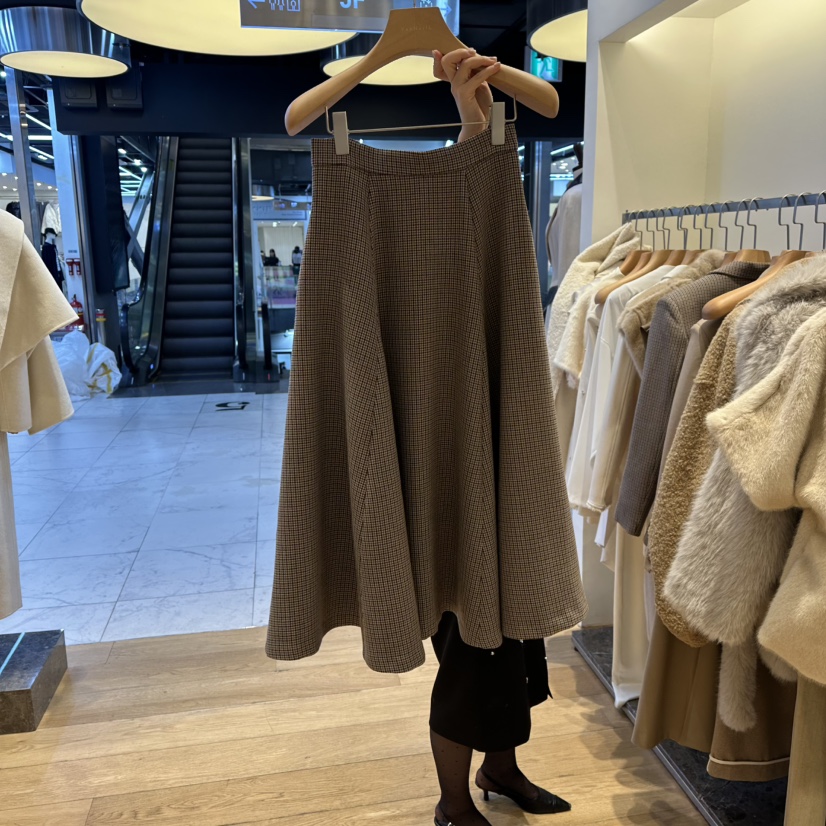 VAN NZILL東大門㊣代購女裝新款人氣時尚25秋冬休閑推薦長裙VAN NZILL長裙圖色2