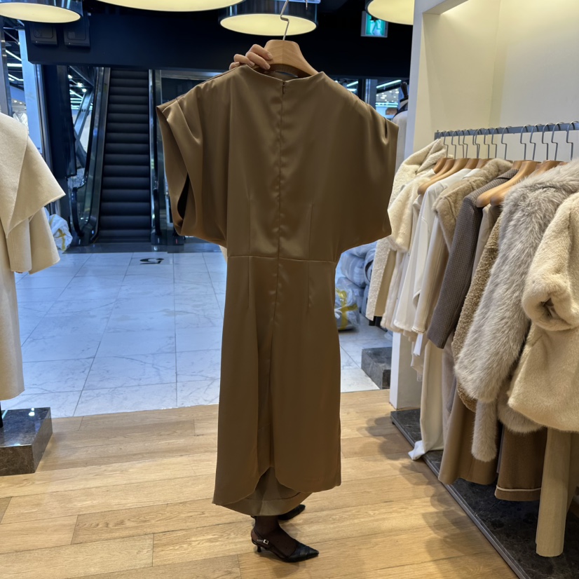 VAN NZILL東大門㊣直郵女士新款時尚推薦職業熱賣25秋冬連衣裙VAN NZILL連衣裙