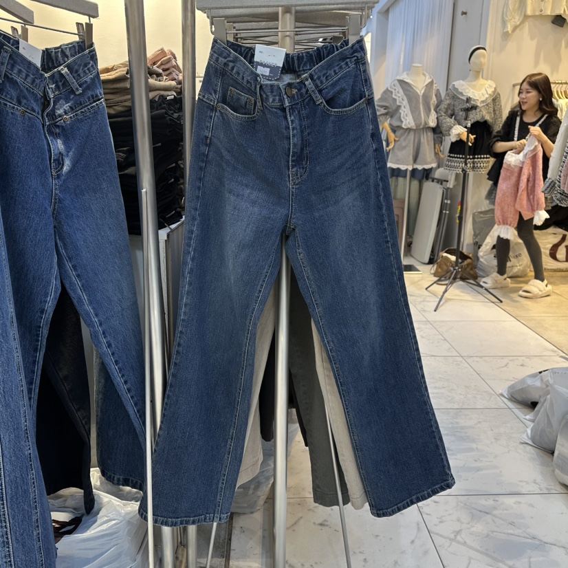 POCKET-Q韓國代購㊣女士新款熱賣人氣時尚25秋冬職業牛仔褲POCKET-Q牛仔褲圖色1