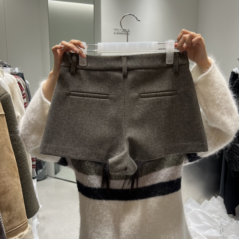 NUESE韓國直郵㊣女裝新品推薦休閑人氣職業熱賣短褲羊毛人字紋NUESE短褲