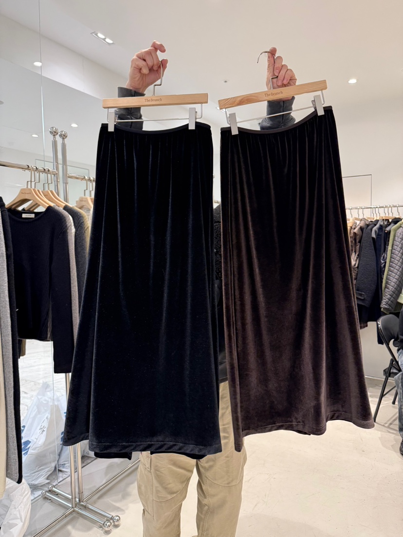 THE BRUNCH韓國直郵㊣女裝新款25秋冬職業人氣熱賣長裙天鵝絨THE BRUNCH長裙
