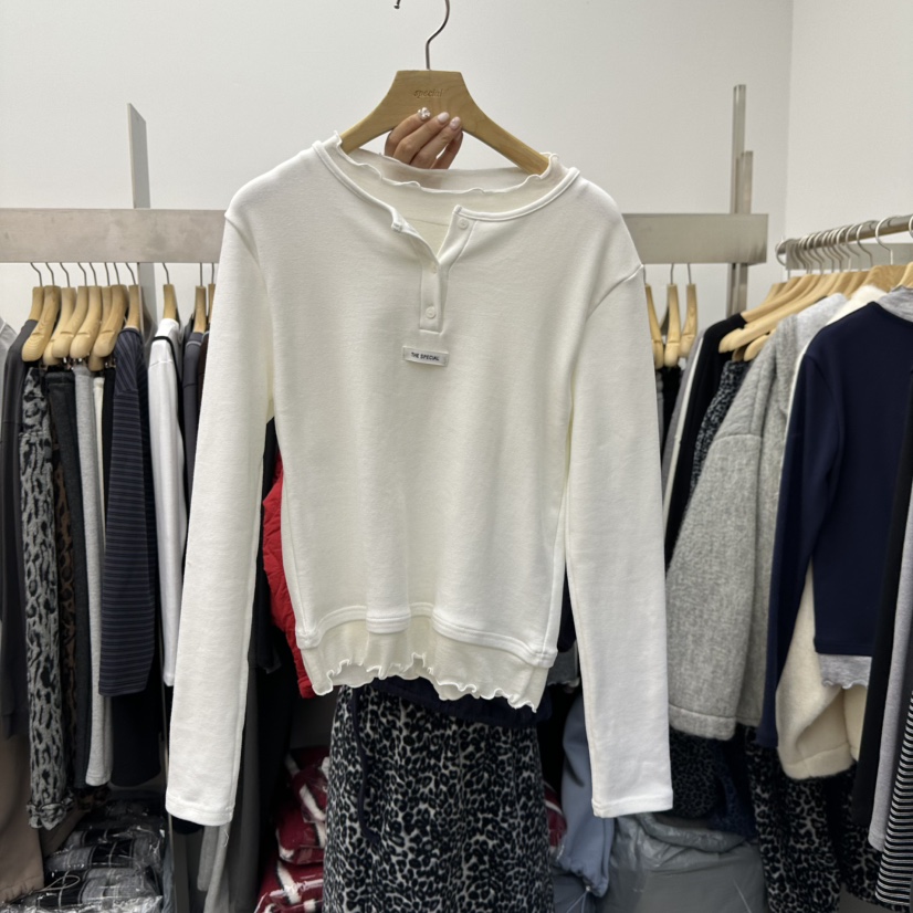 SPECIAL韓國直郵㊣女士新款熱賣人氣推薦時尚長袖T恤假兩件SPECIAL長袖T恤圖色1